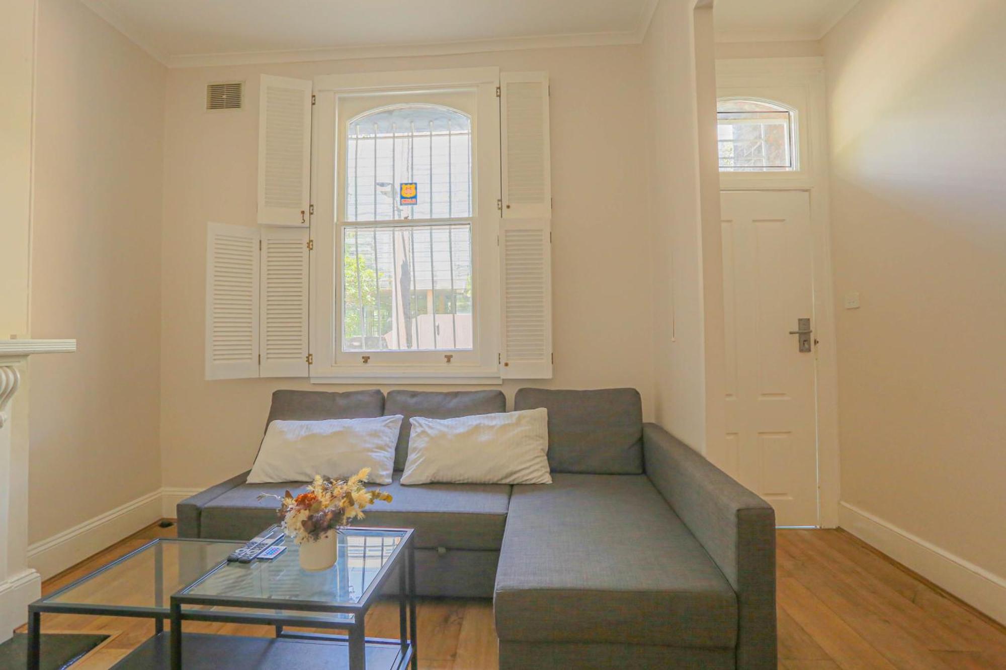 Holiday home 2 Bedroom House With 2 E-bikes Included At Centre Of Chippendale *