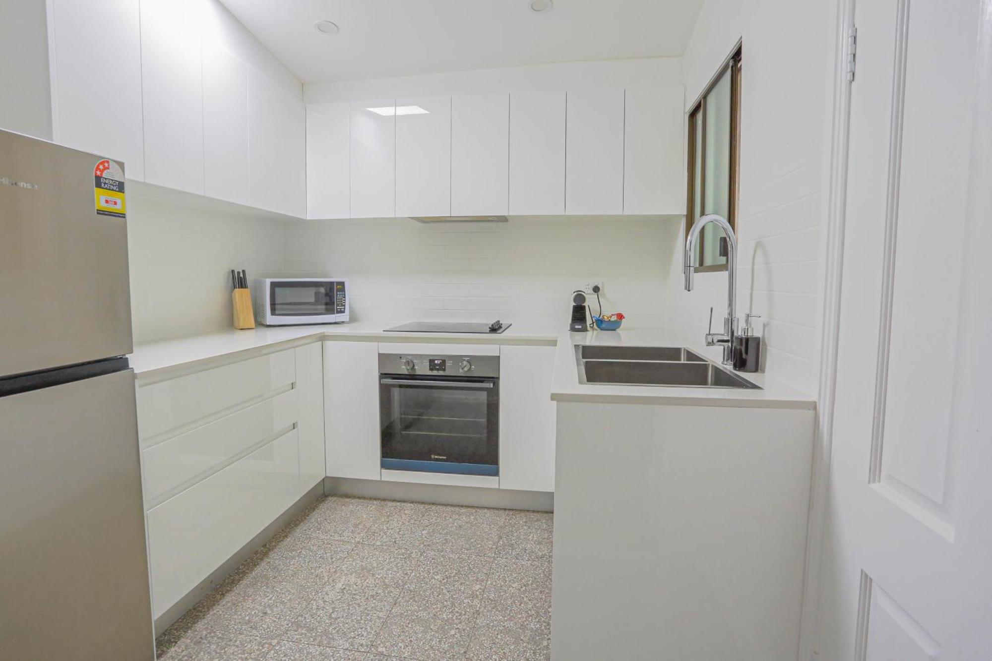 Holiday home 2 Bedroom House With 2 E-bikes Included At Centre Of Chippendale Sydney