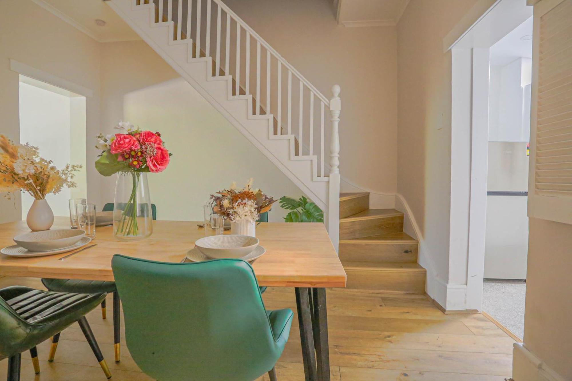 2 Bedroom House With 2 E-bikes Included At Centre Of Chippendale