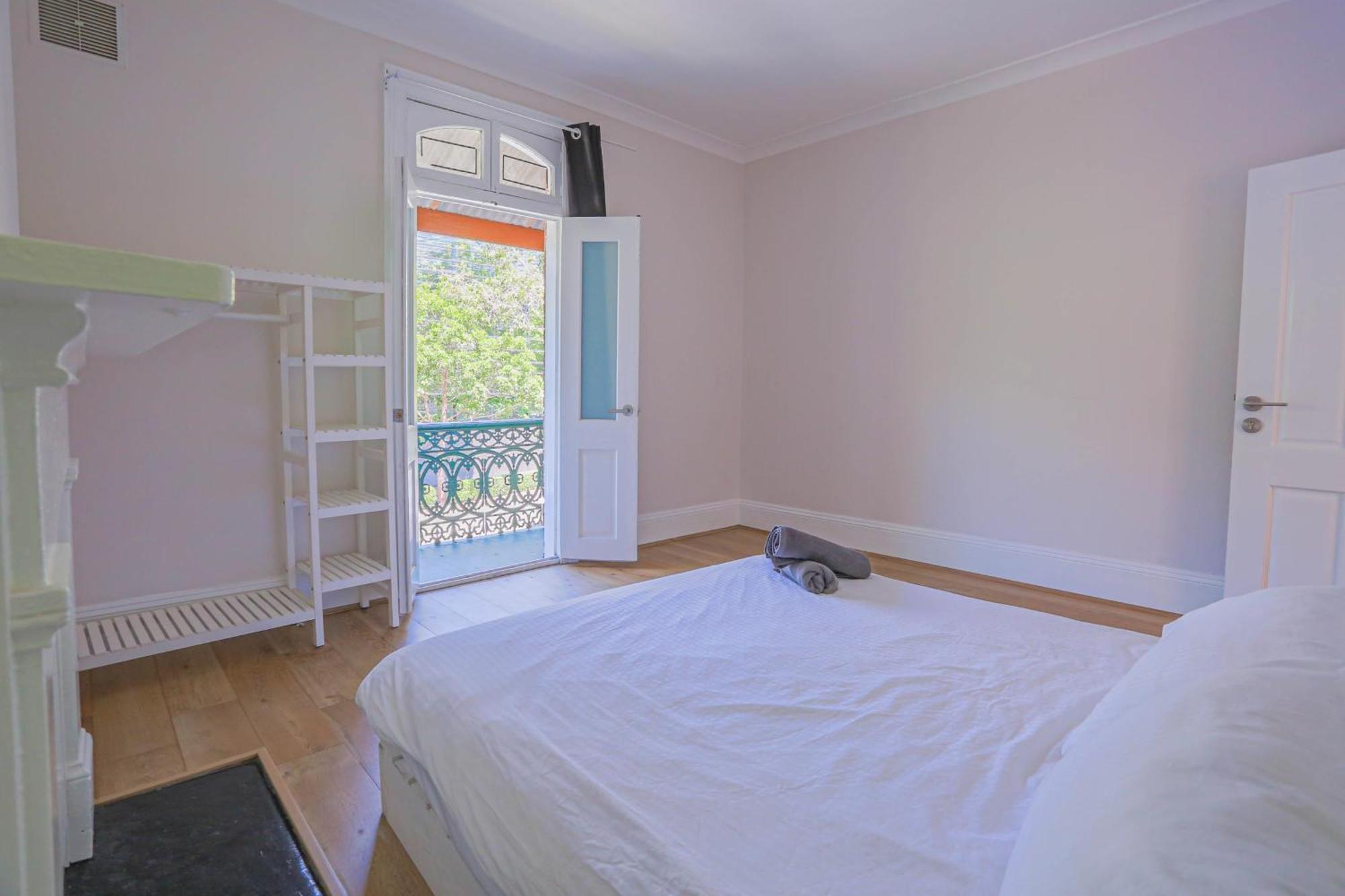 2 Bedroom House With 2 E-bikes Included At Centre Of Chippendale Sydney