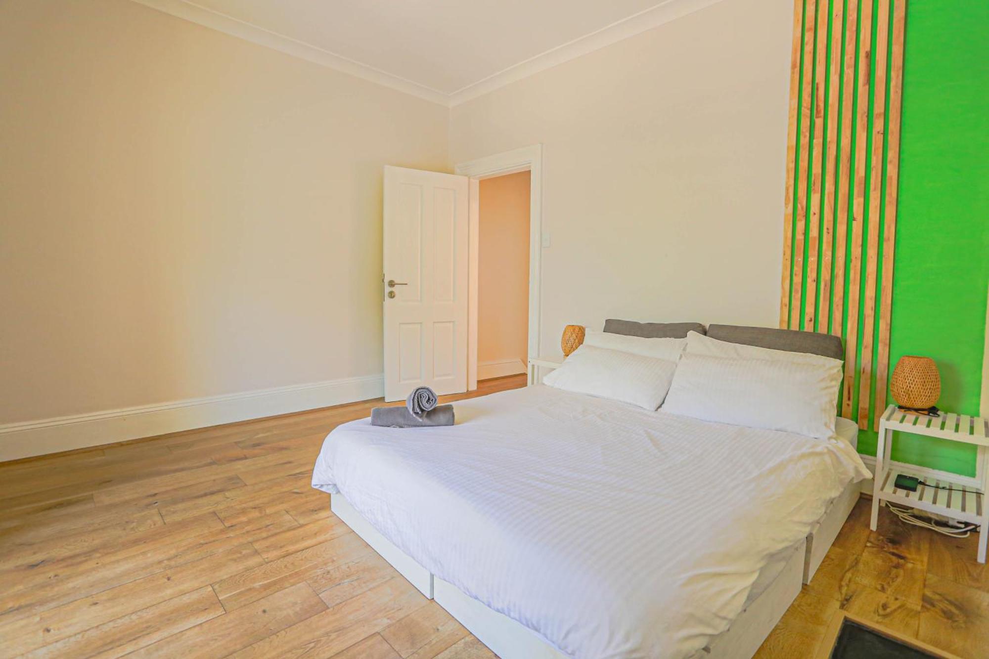 Holiday home 2 Bedroom House With 2 E-bikes Included At Centre Of Chippendale *