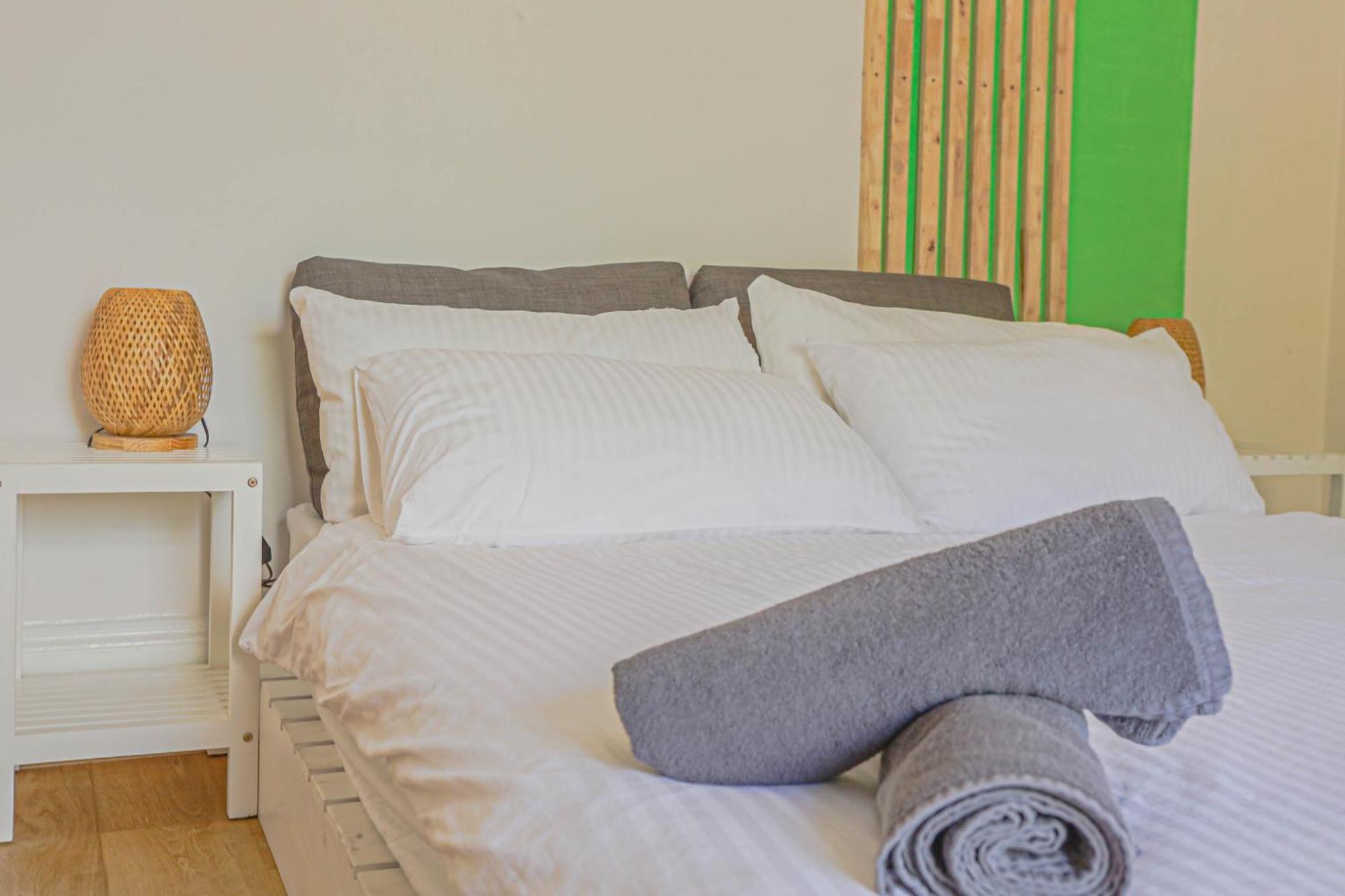 2 Bedroom House With 2 E-bikes Included At Centre Of Chippendale * Sydney