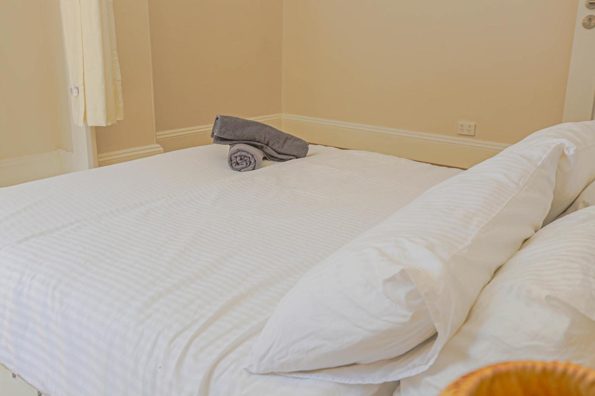 2 Bedroom House With 2 E-bikes Included At Centre Of Chippendale