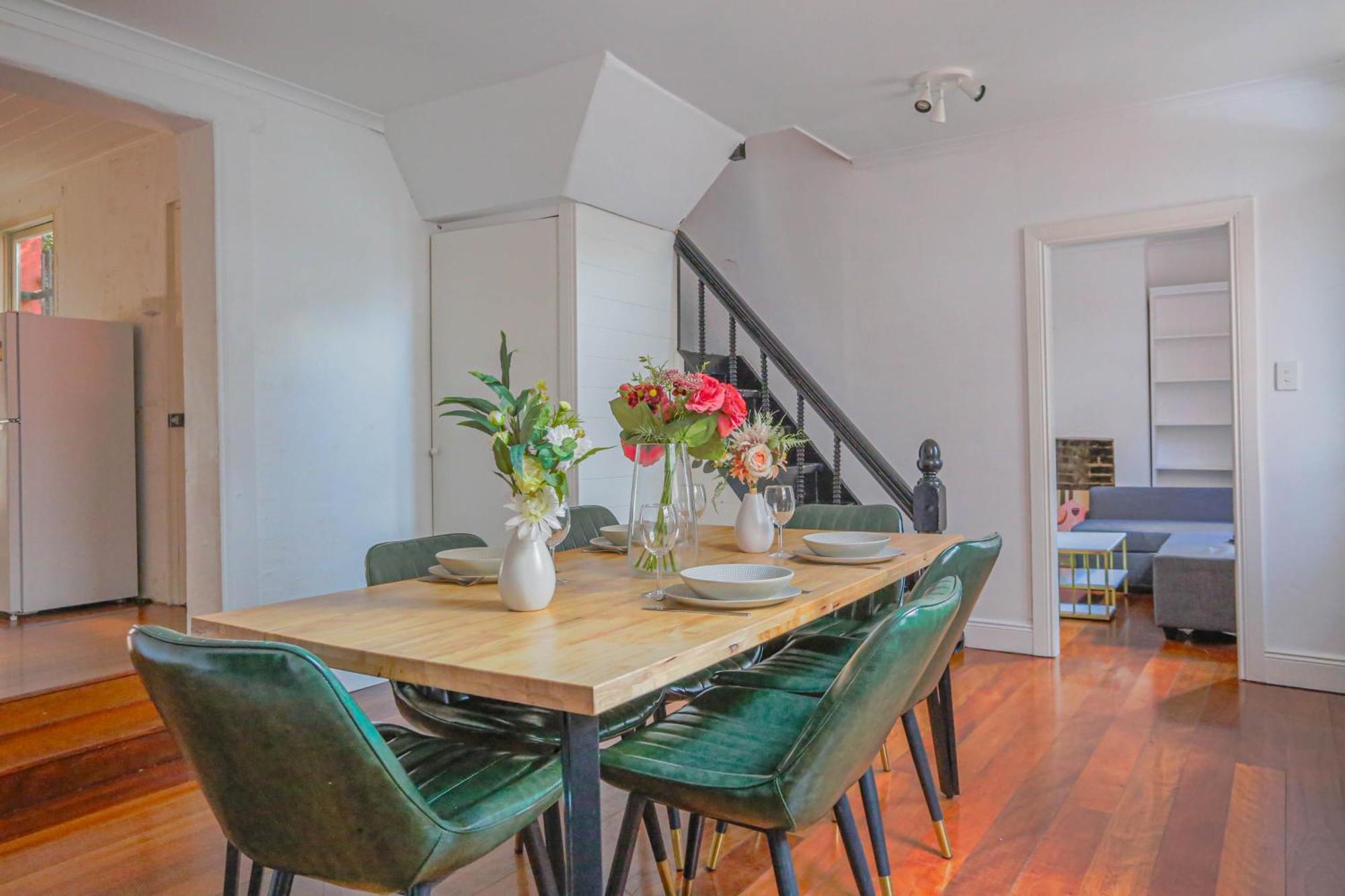 Casa de férias Close To 3 Bedroom House Surry Hills 2 E-bikes Included Sidney