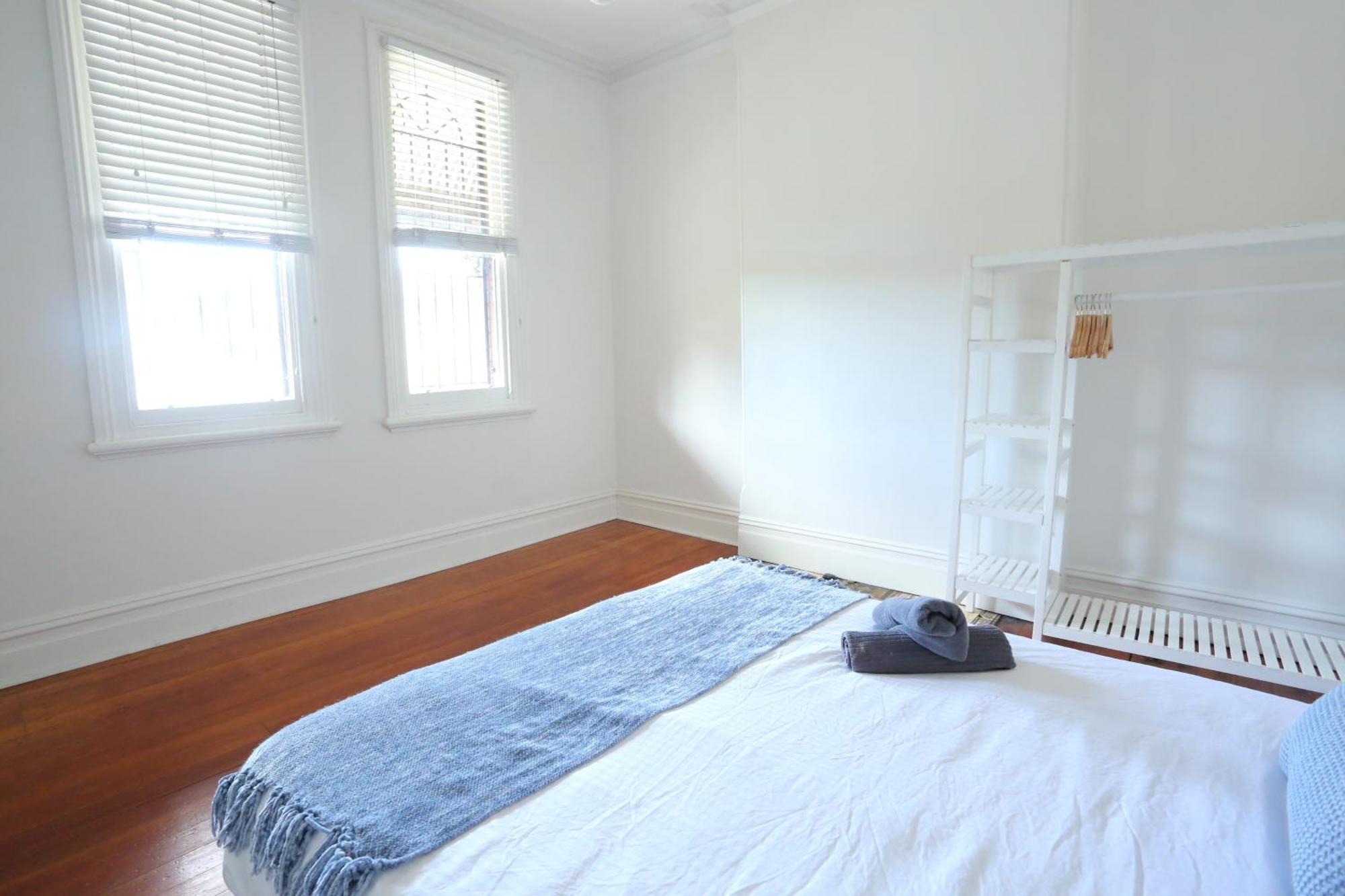 Price 2 Bedroom House Glebe