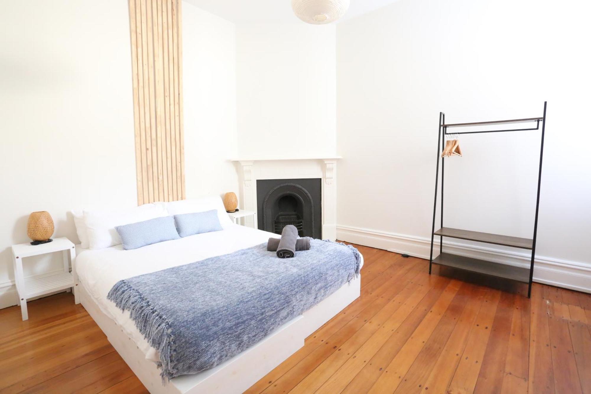 Price 2 Bedroom House Glebe *