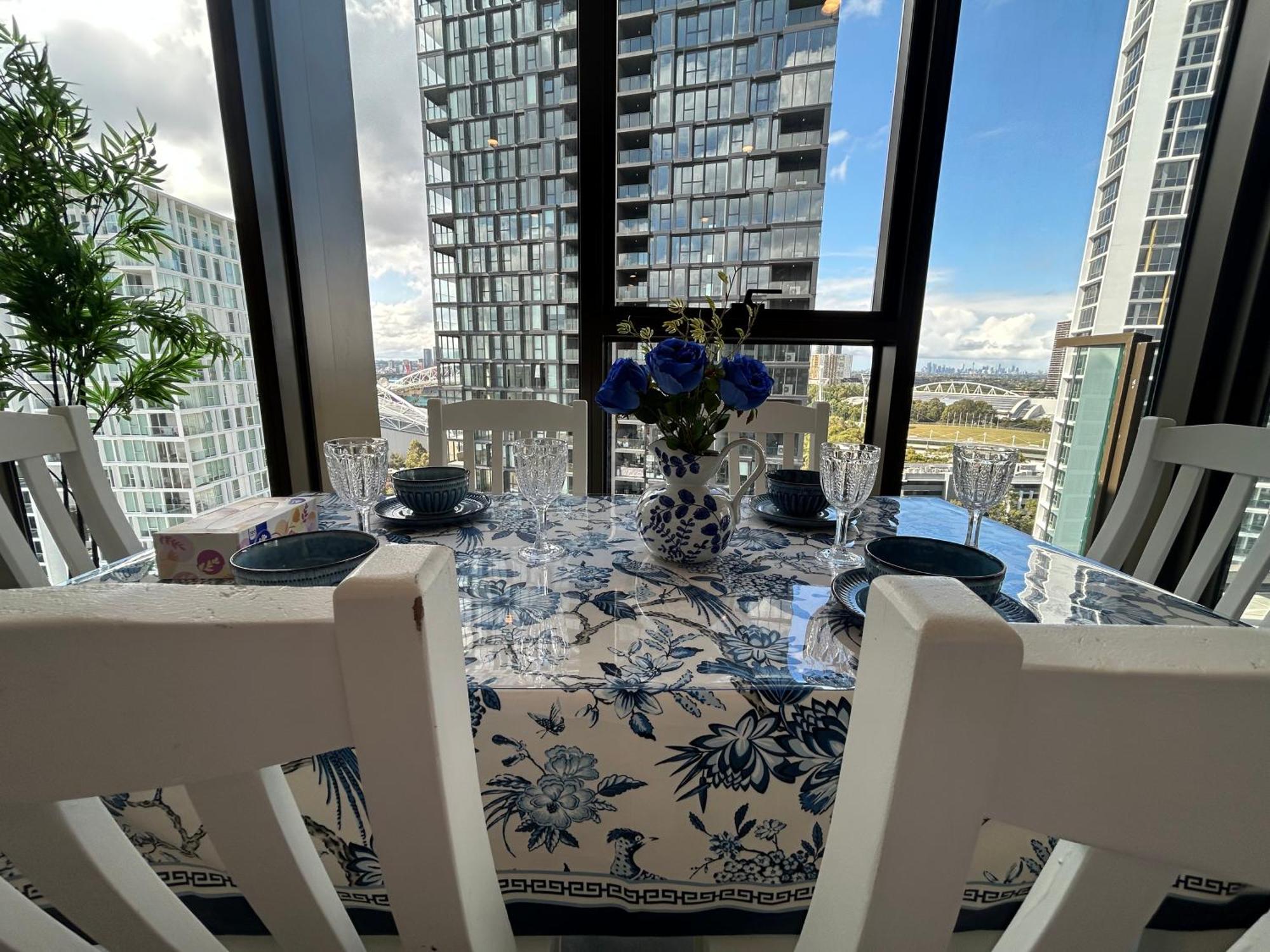 Stadium View Oasis 2br With Free Parking Apartment *