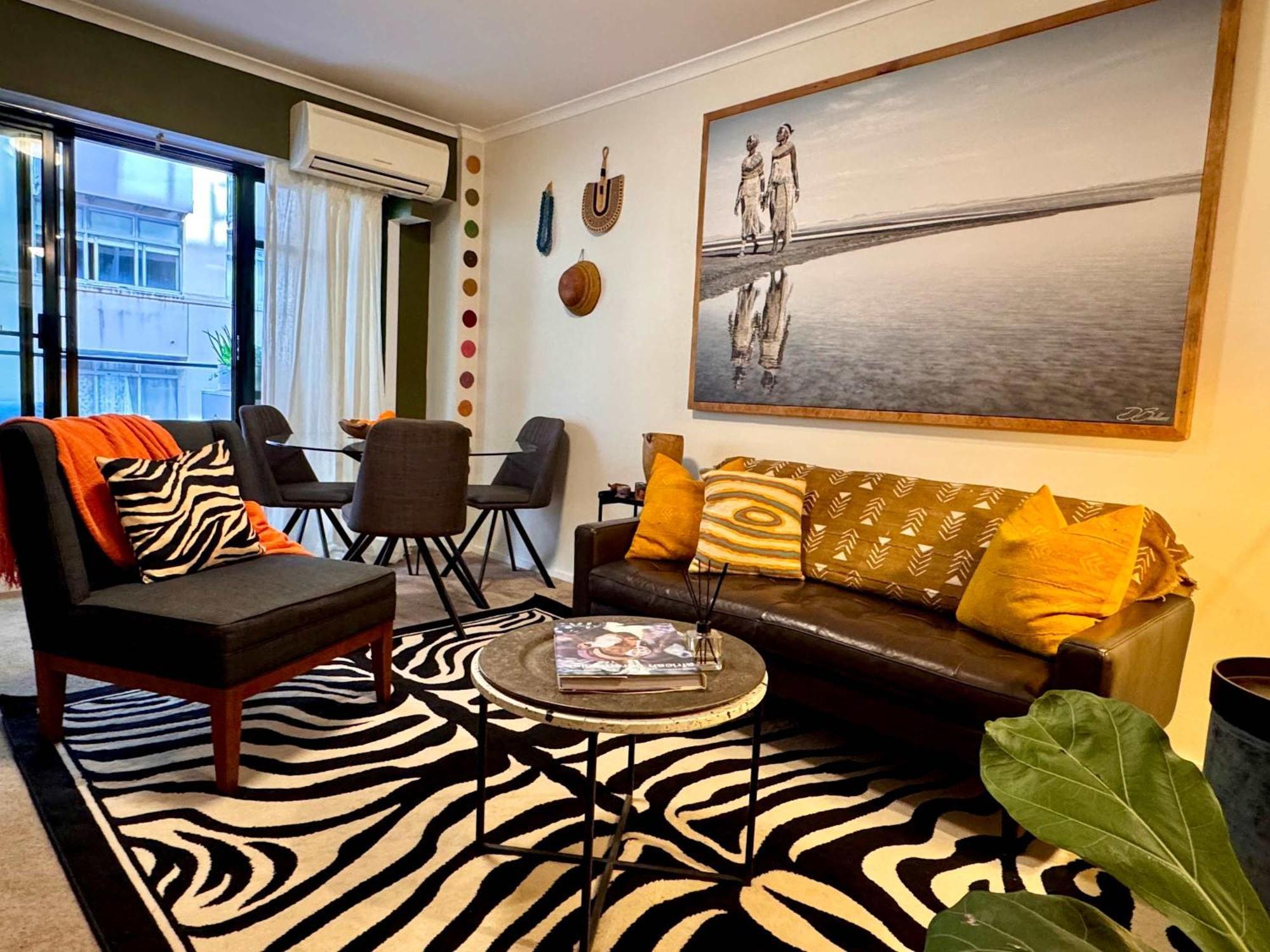 African Inspired Oasis Surry Hills Walk To *