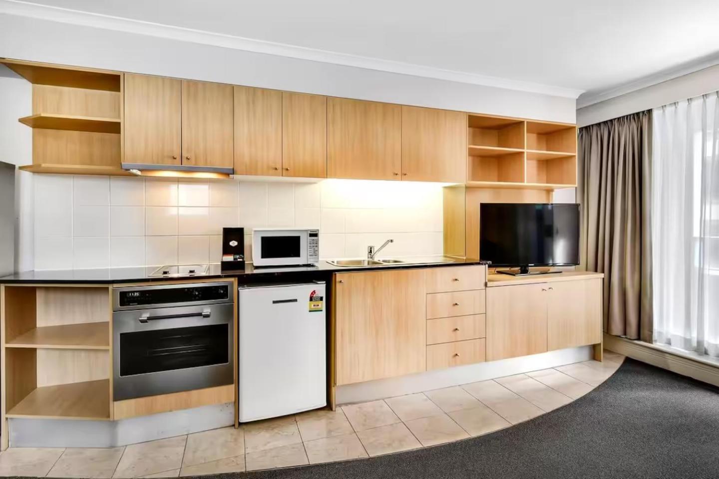 Pi702 - Ideally Located Cbd *