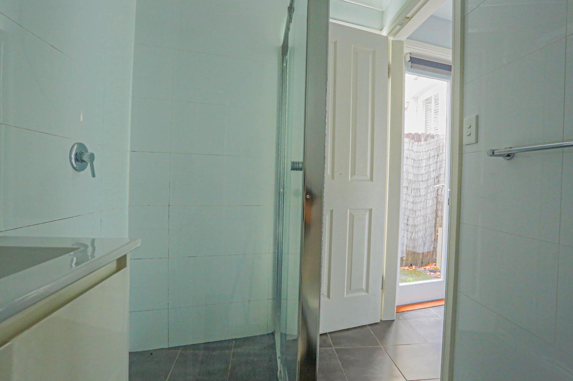 Charming 2 Bedroom House Woolloomooloo Sidney