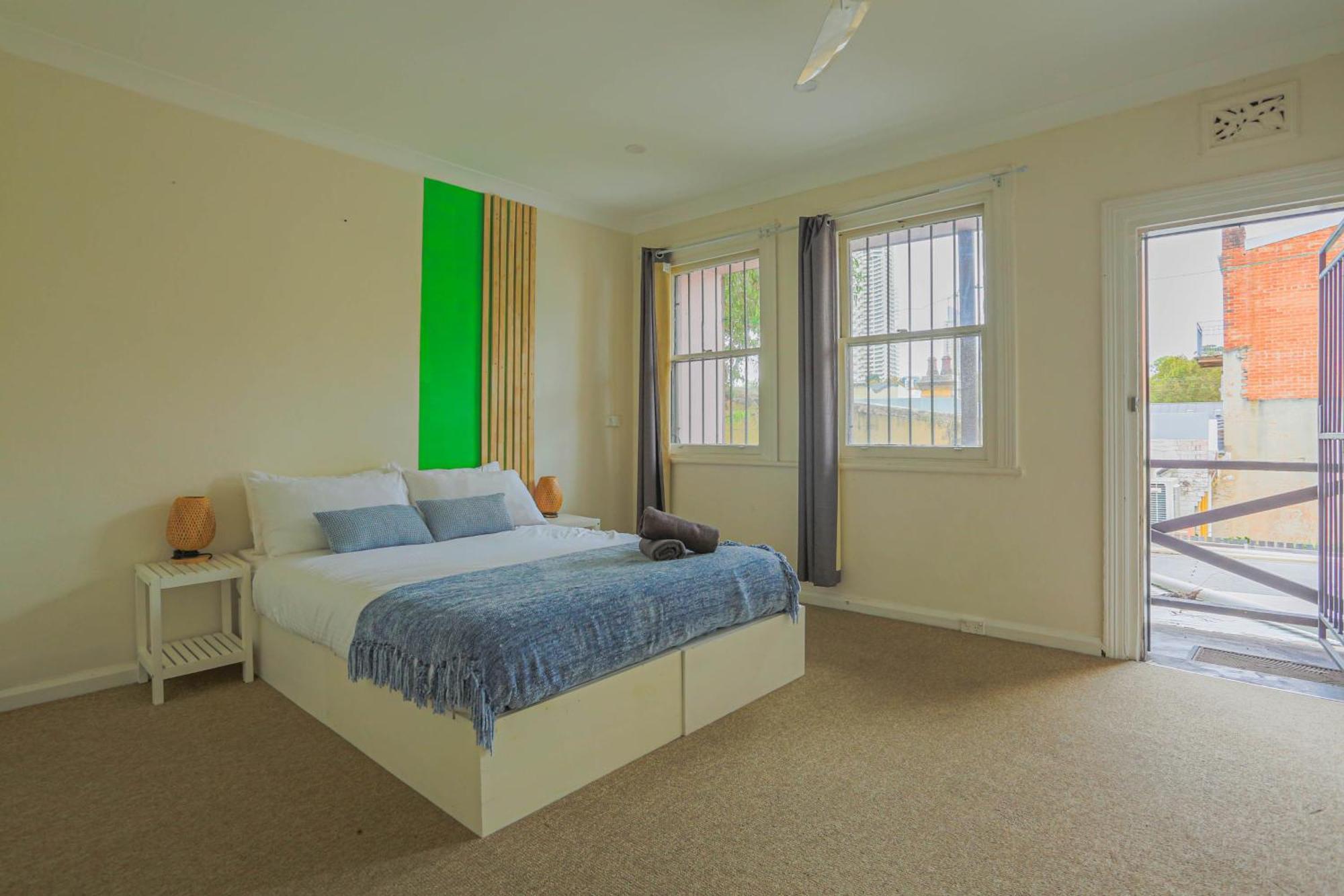 Affordable 3 Bedroom House Darlinghurst With 2 E-bikes Included *