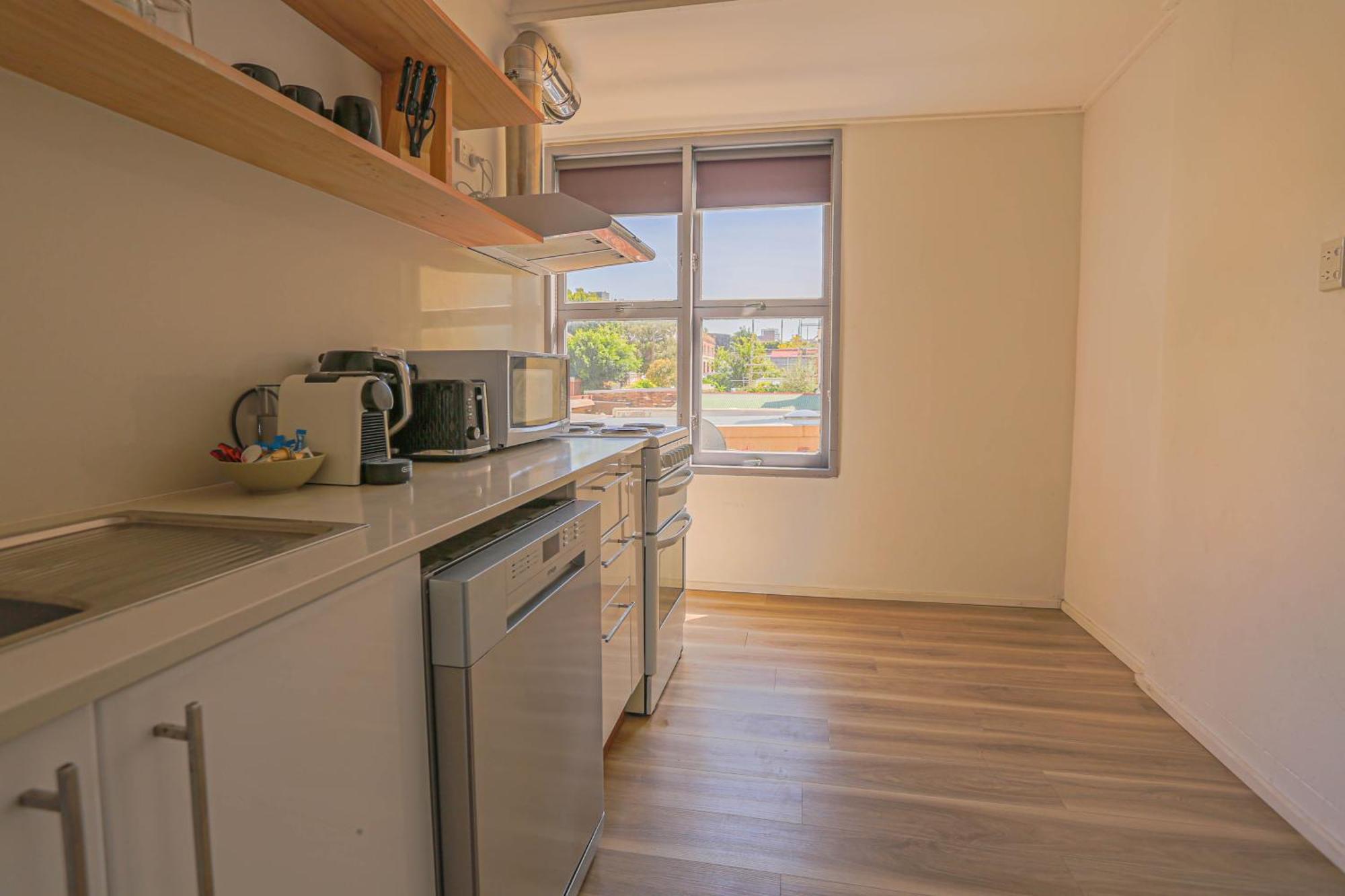 Close To 2 Bedroom House Surry Hills * Sydney
