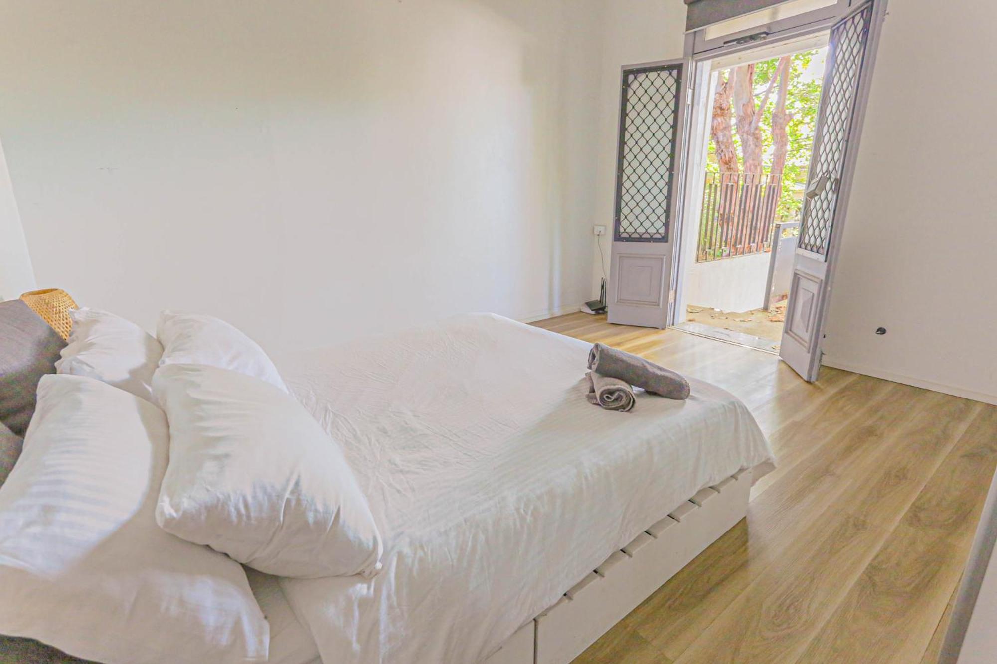 Close To 2 Bedroom House Surry Hills