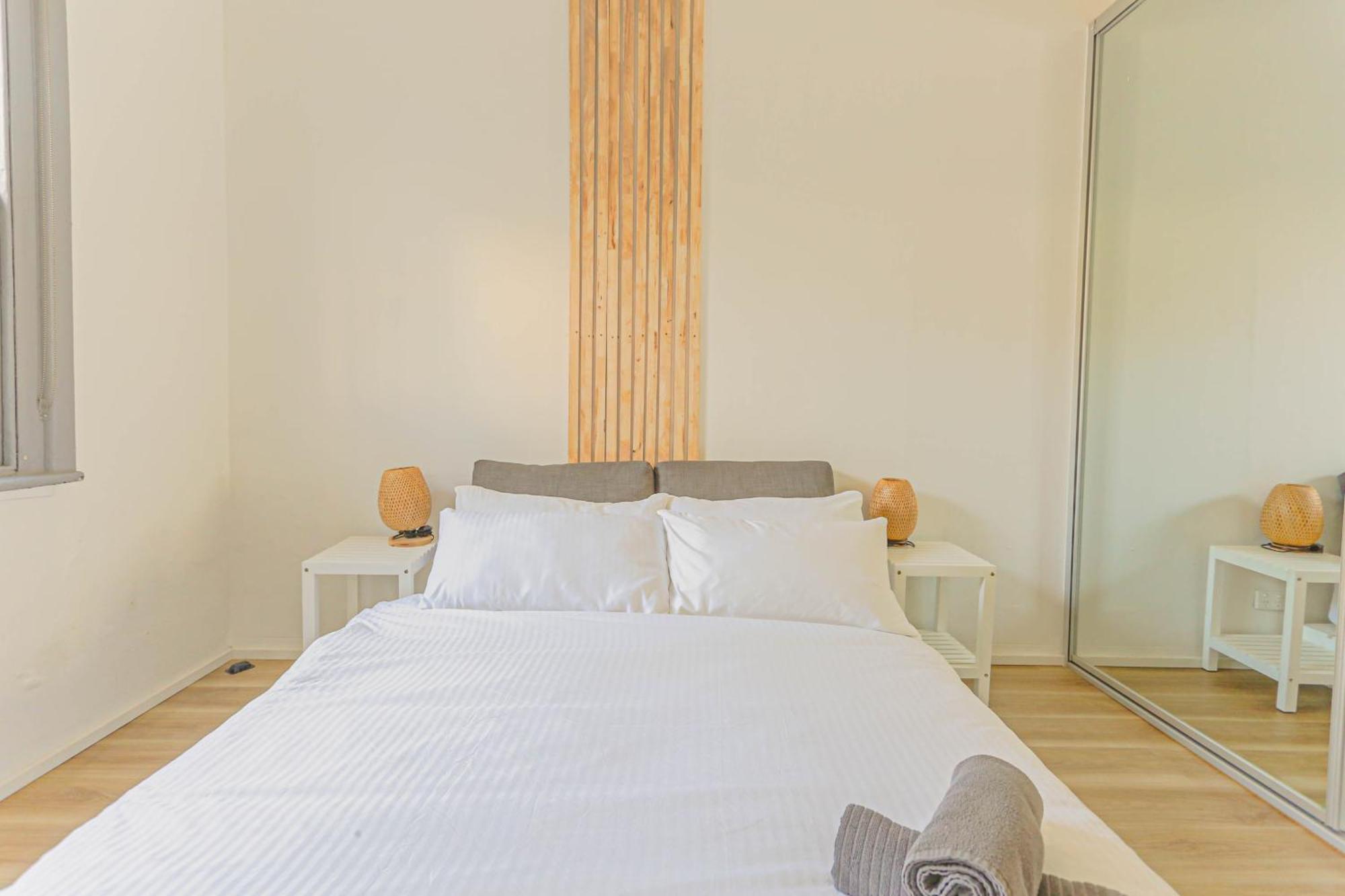 Close To 2 Bedroom House Surry Hills