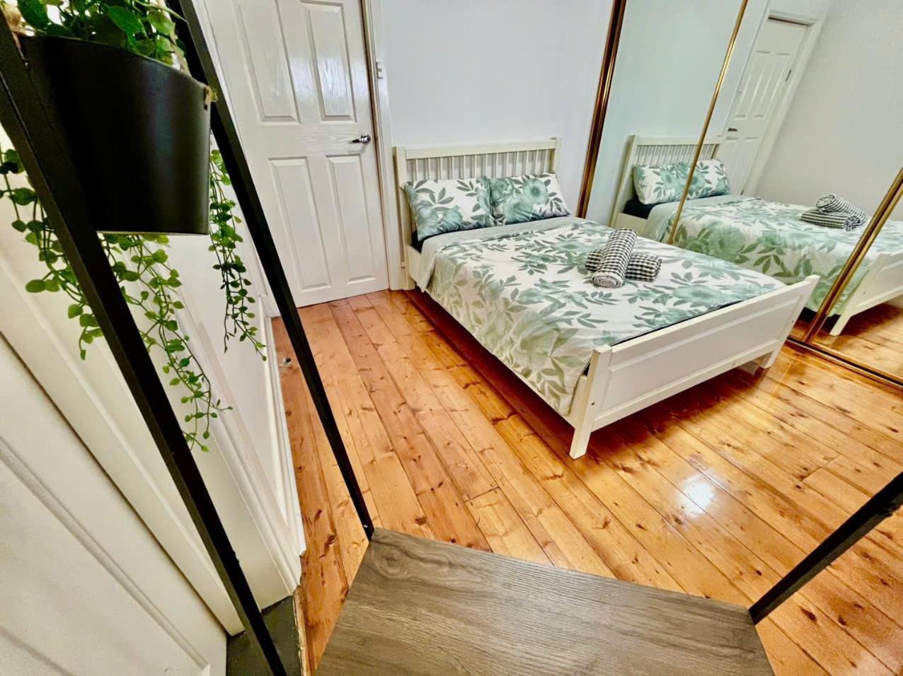 Next To A Scenic And Lively Homestay