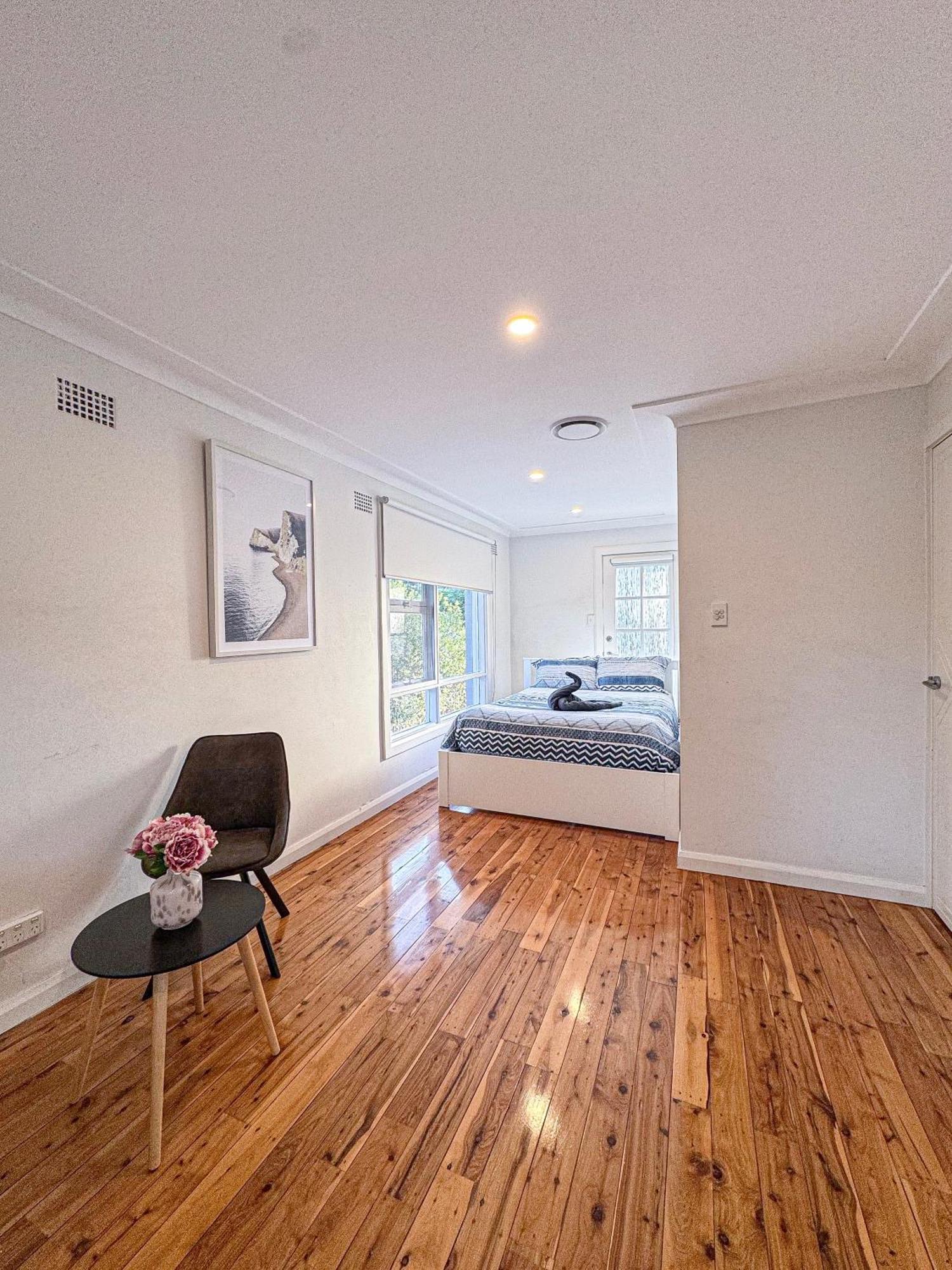 Spacious 4-bedrooms In West Ryde With Wifi, Ac Apartamento