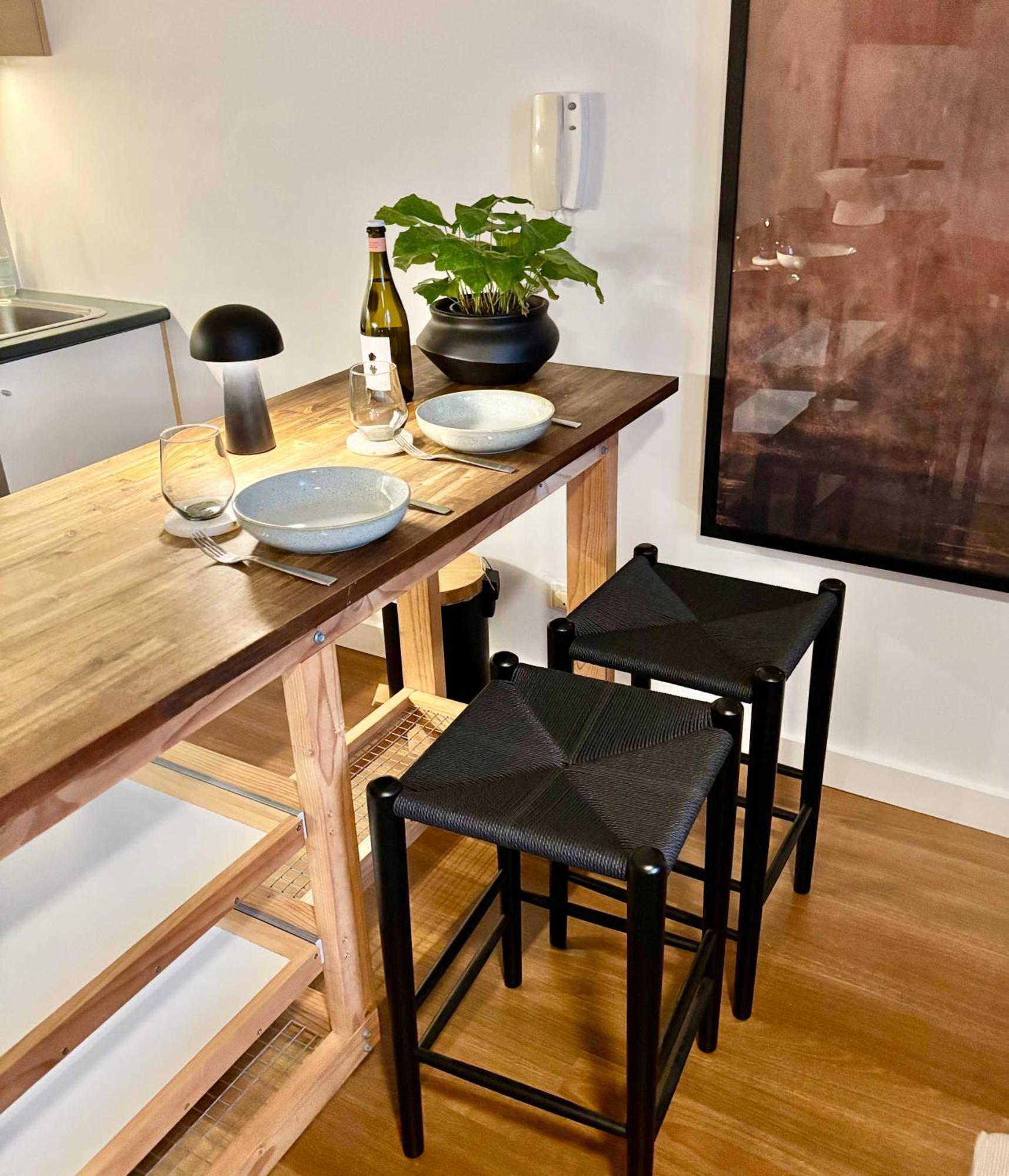 Surry Hills Loft-style Heritage 1br - Indoor Pool, Sauna & Gym *