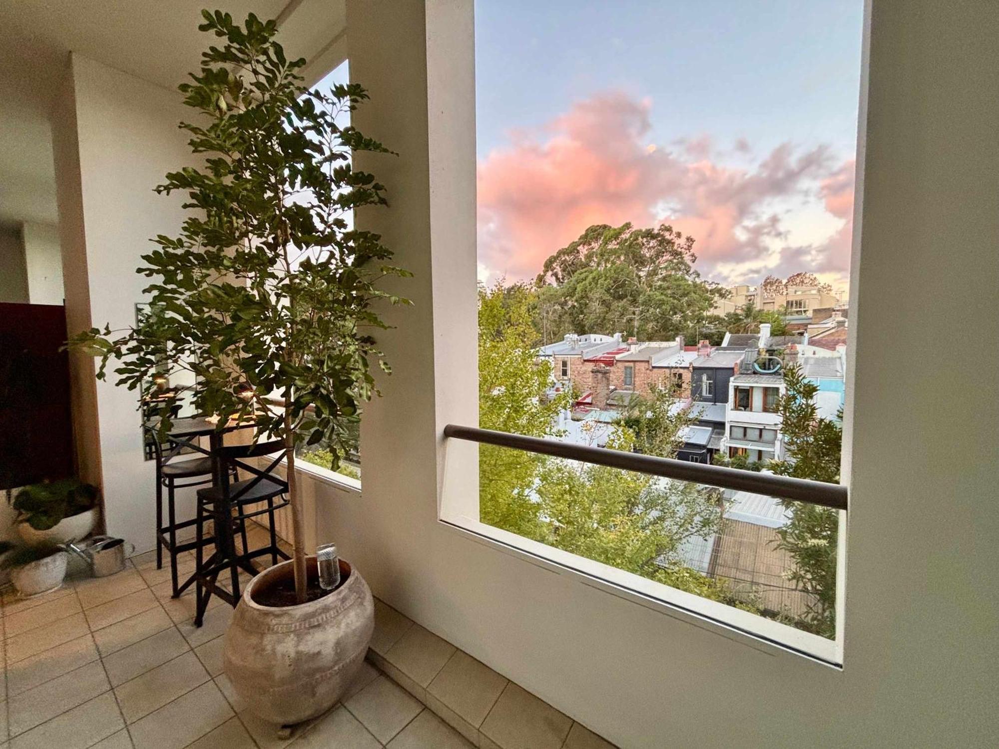 Surry Hills Loft-style Heritage 1br - Indoor Pool, Sauna & Gym *