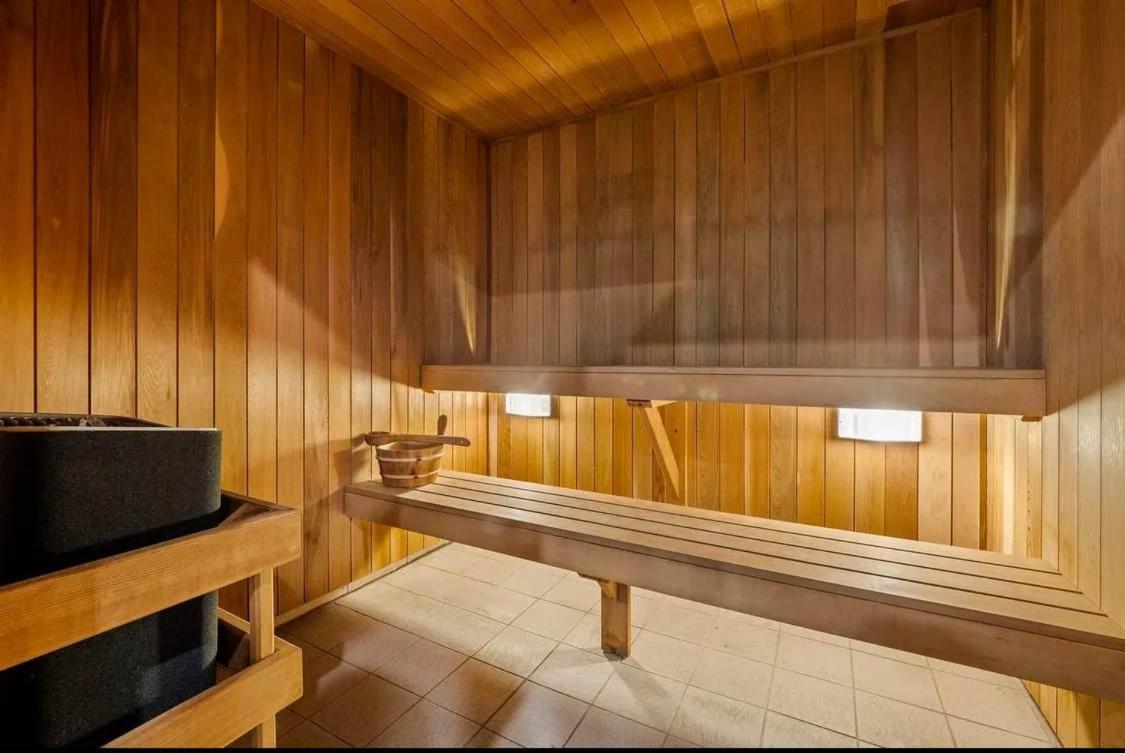 Surry Hills Loft-style Heritage 1br - Indoor Pool, Sauna & Gym * Sydney