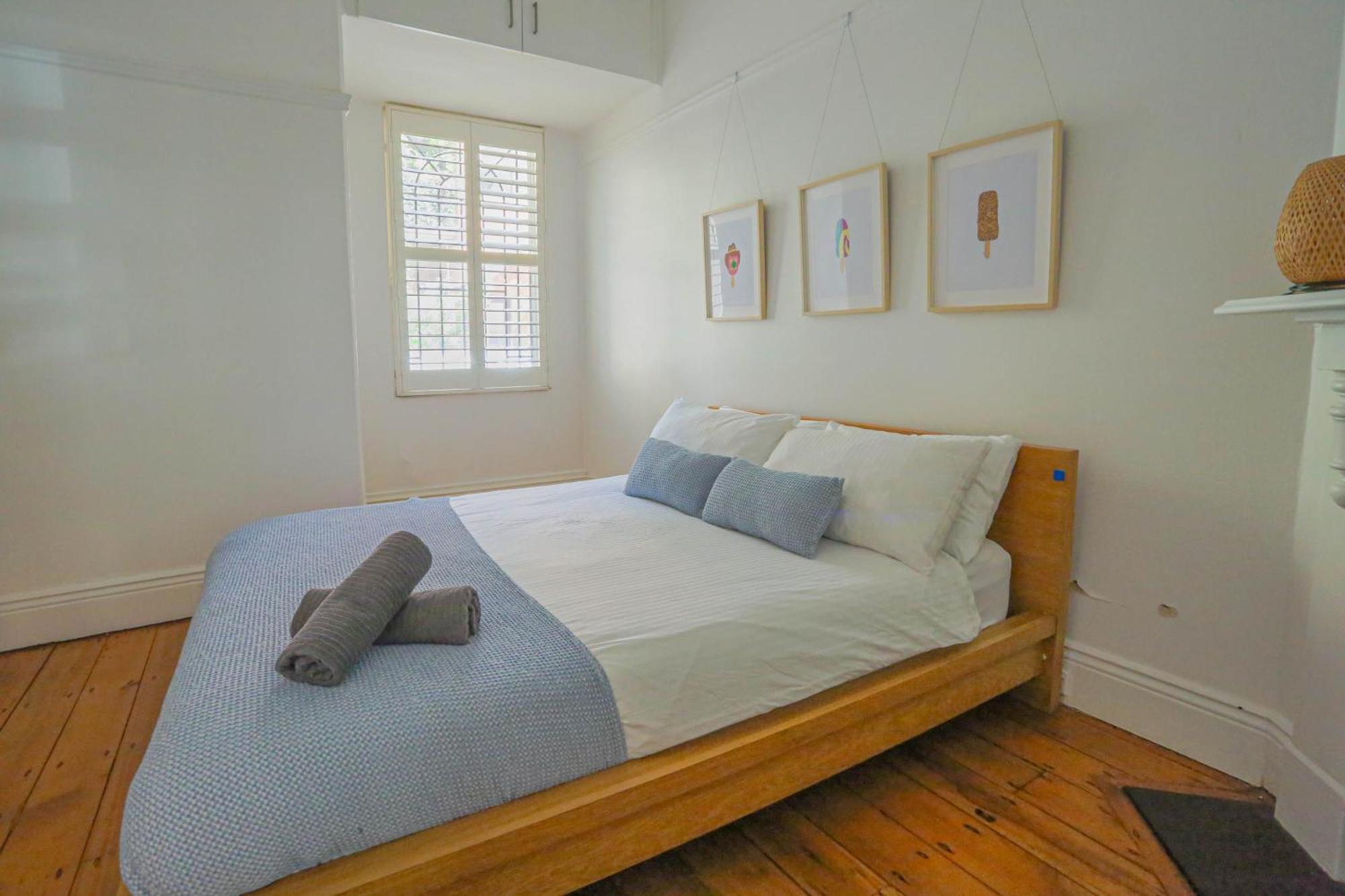 Holiday home 2 Bedroom House Situated At The Centre Of Surry Hills 2 E-bikes Included Sydney