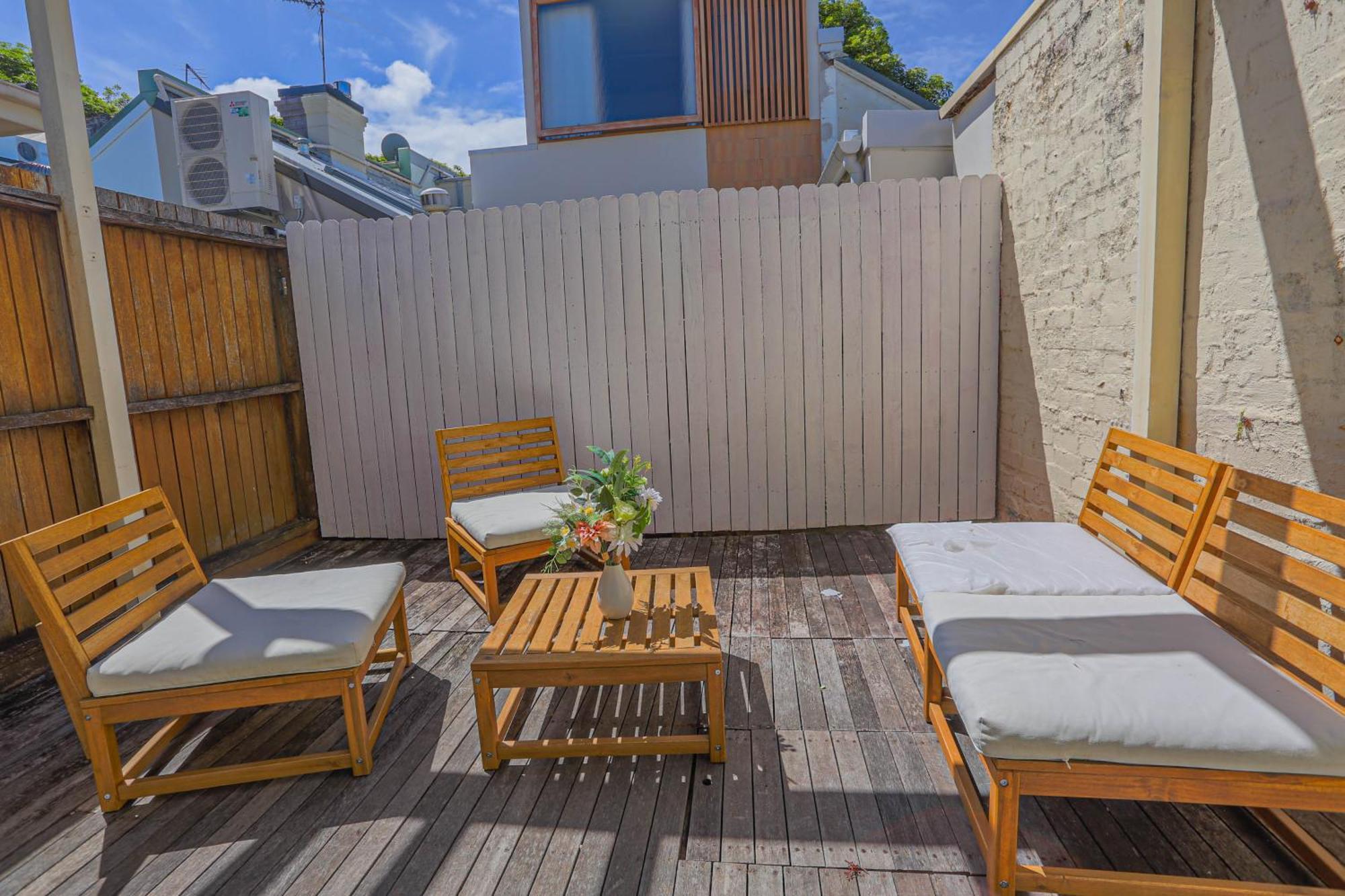 2 Bedroom House Situated At The Centre Of Surry Hills 2 E-bikes Included Holiday home