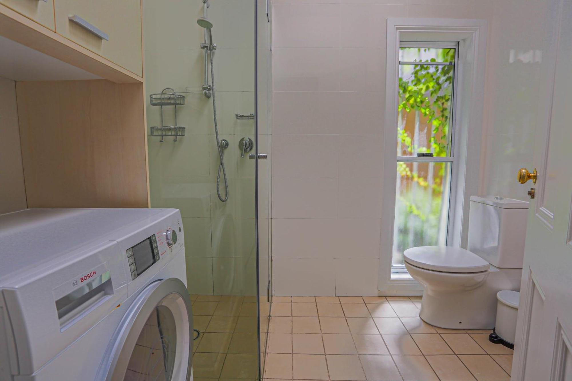 Holiday home 2 Bedroom House Situated At The Centre Of Surry Hills 2 E-bikes Included