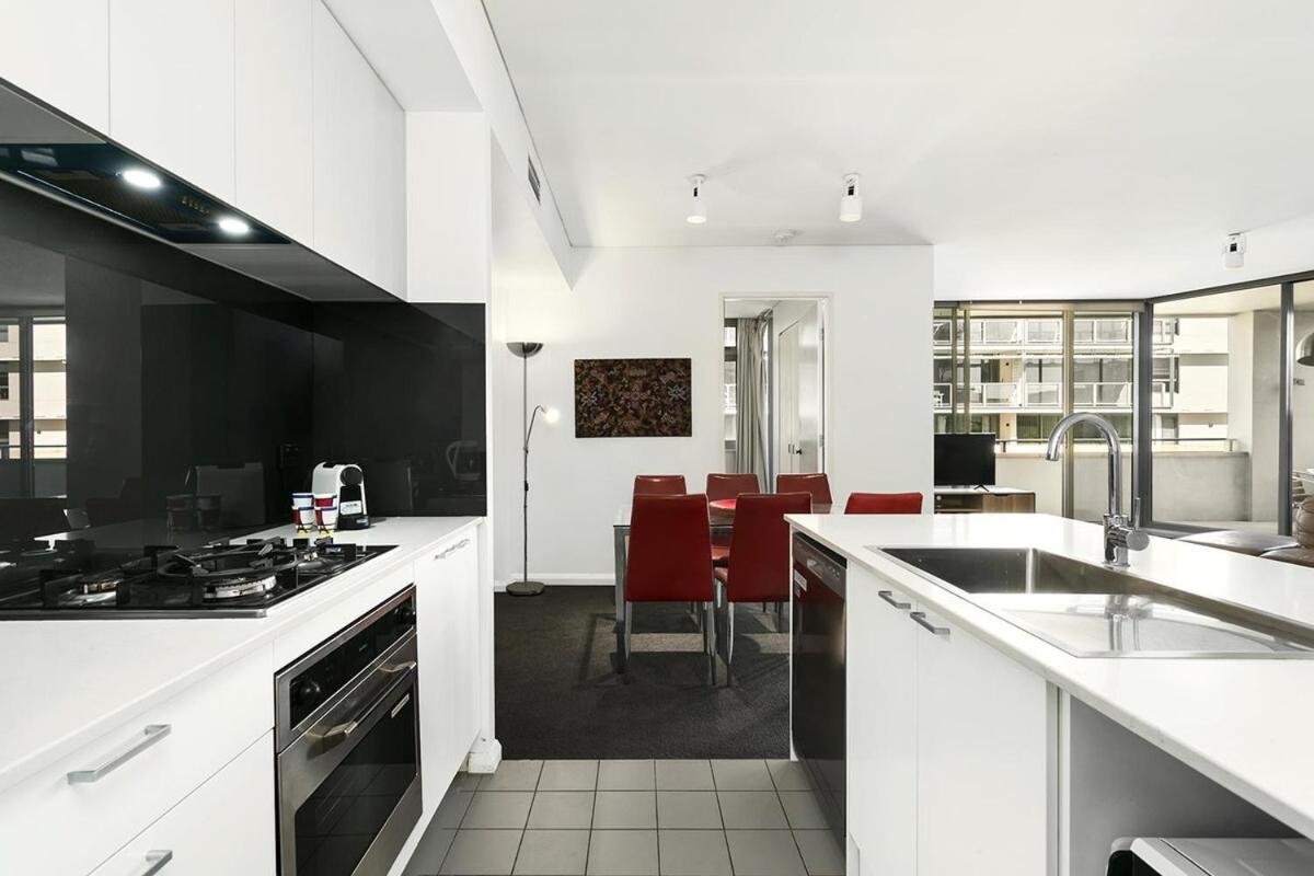 She35 - Cbd Darling Harbour Views With Pool & Gym Access *
