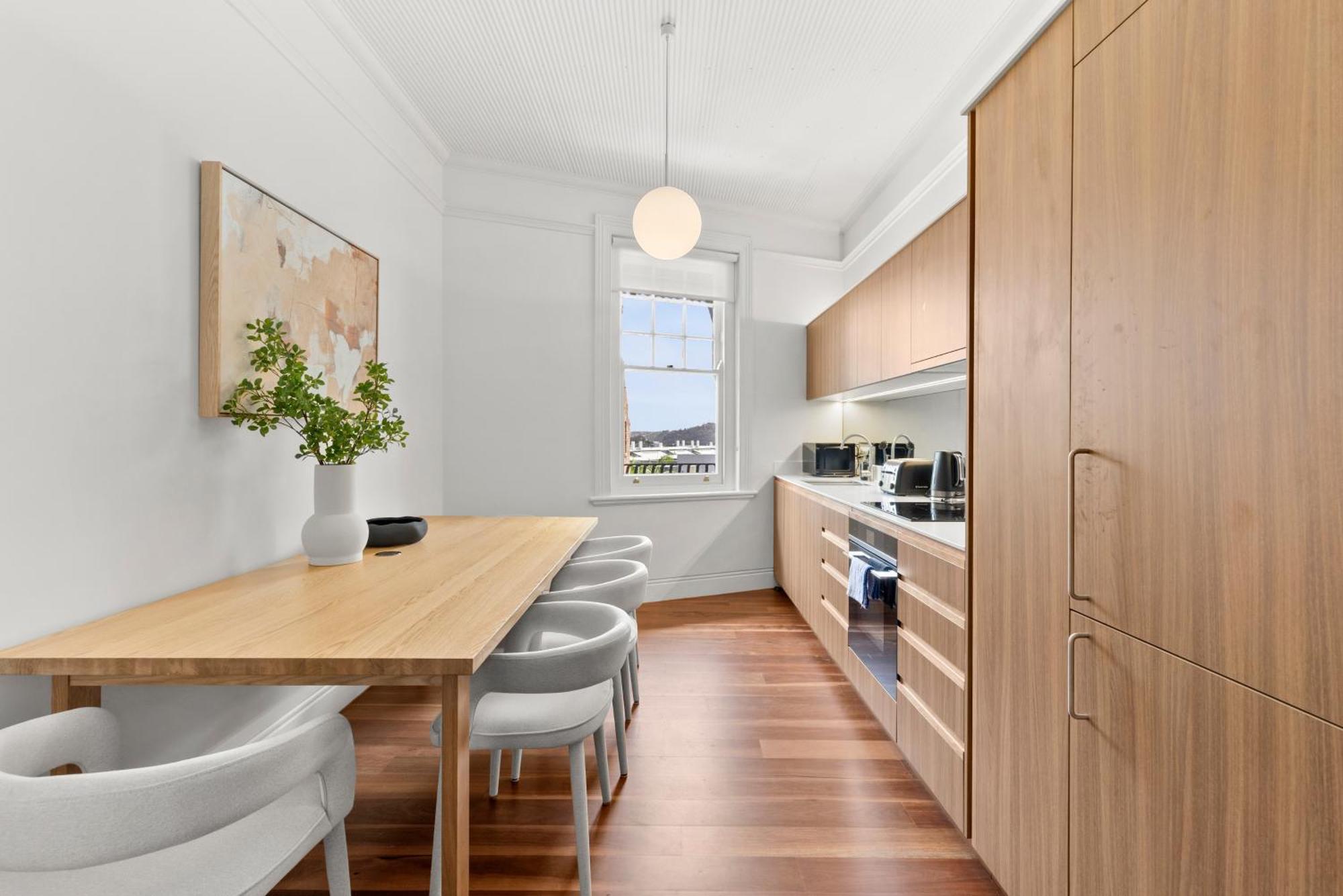 2-4 Trinity Avenue Apartment