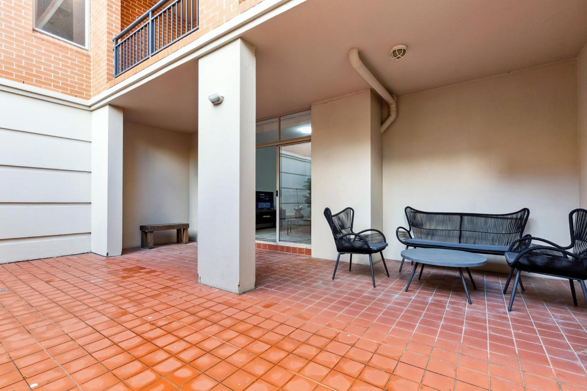 Bright Inner-west With Pool Access Sydney