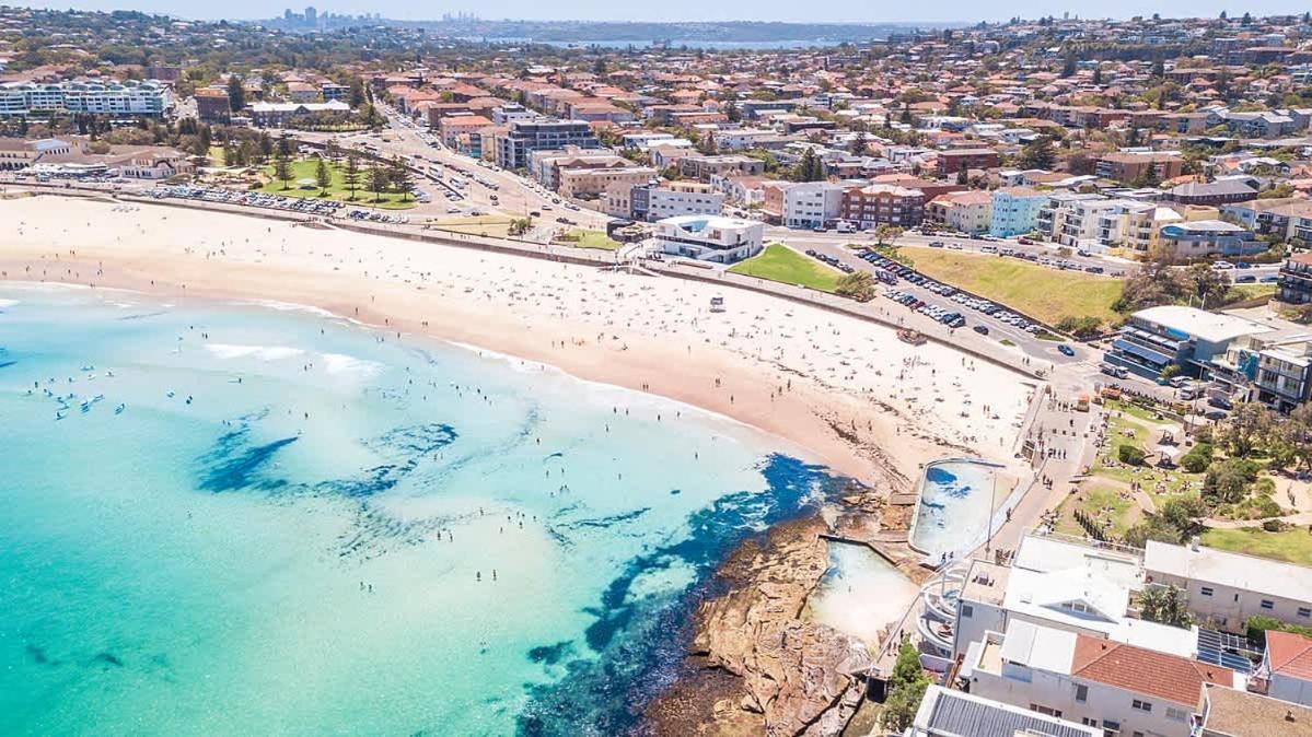 Amazing Ocean View At Bondi Apartment *