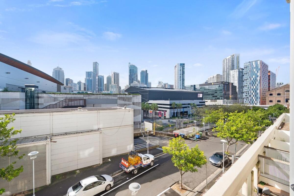 1b1b1p In The Heart Of Pyrmont *