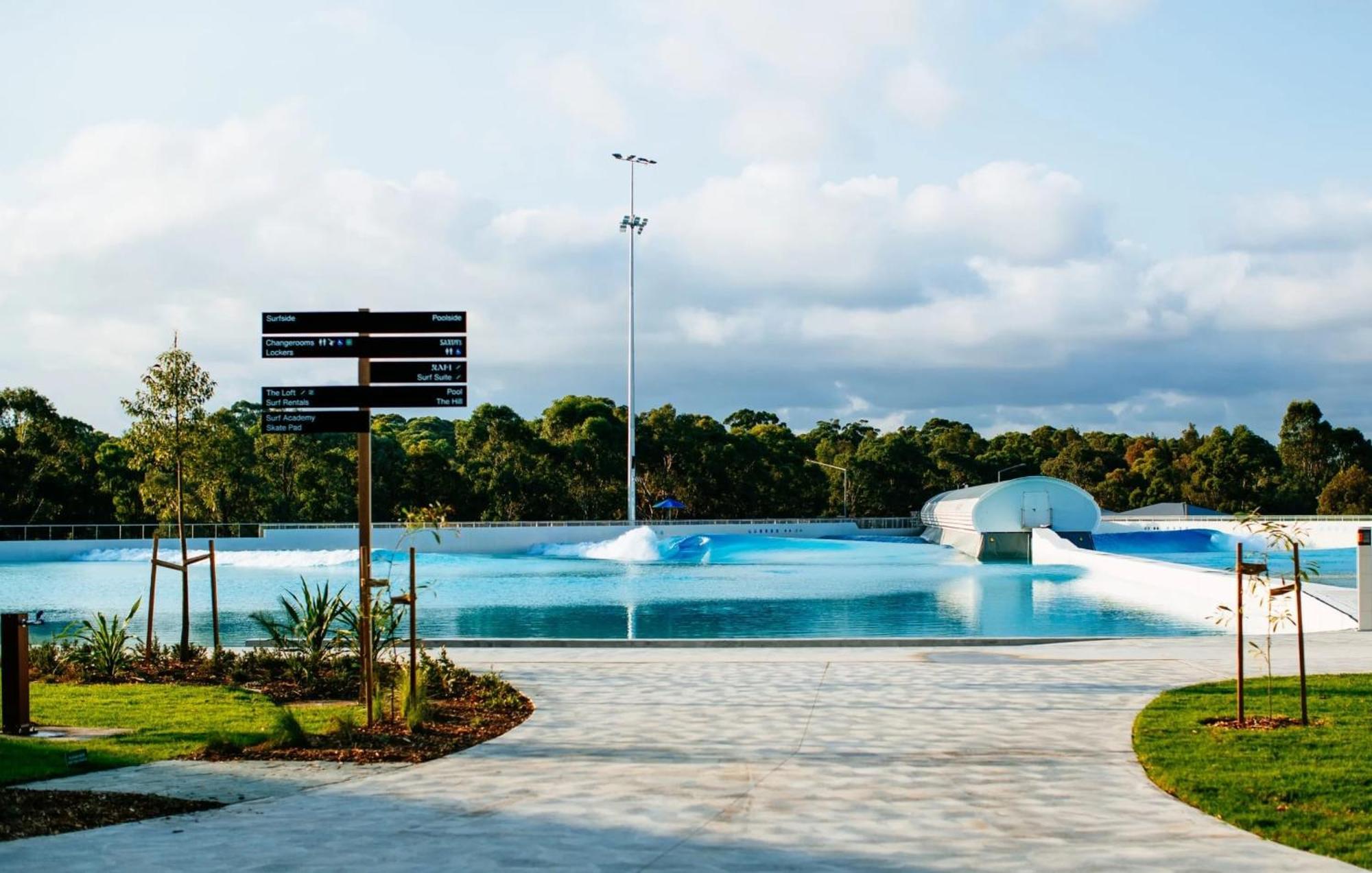 Apartment High Ceiling 6 Beds Private Garden Oasis 1min To Stadiums & Parking Sydney