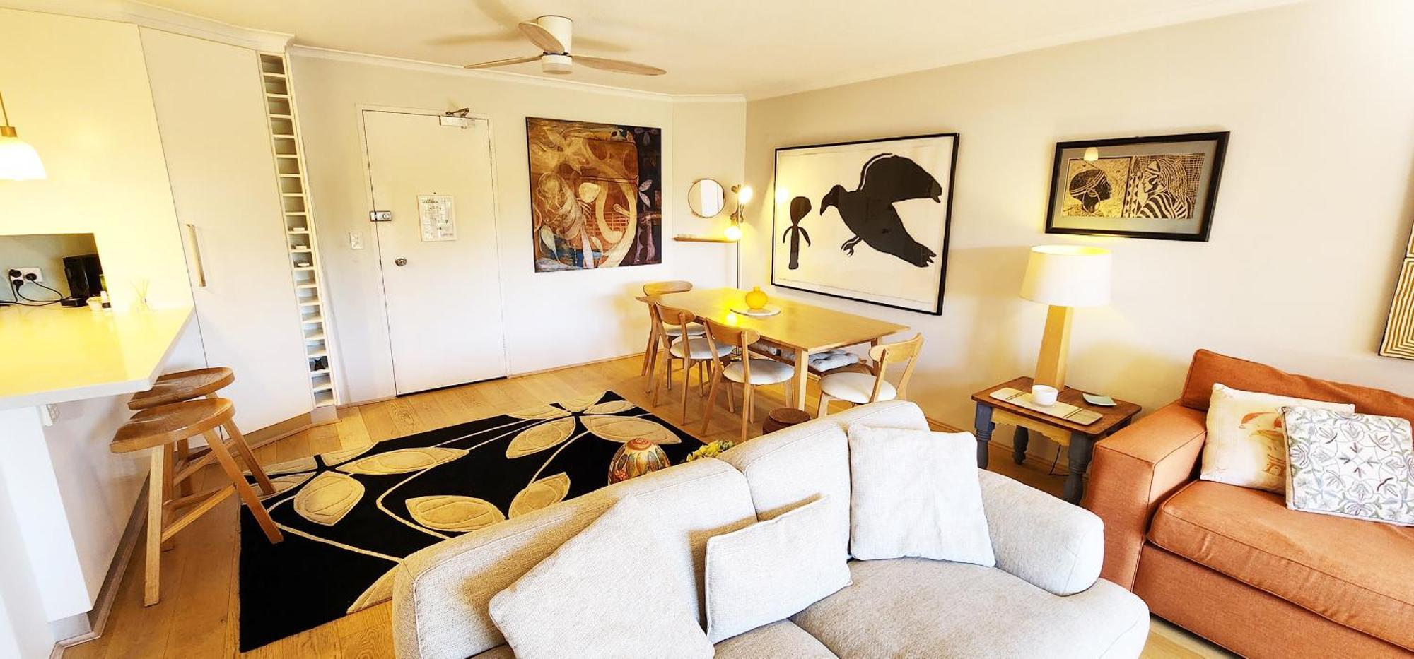 Impressive Centrally Located Penthouse Sydney