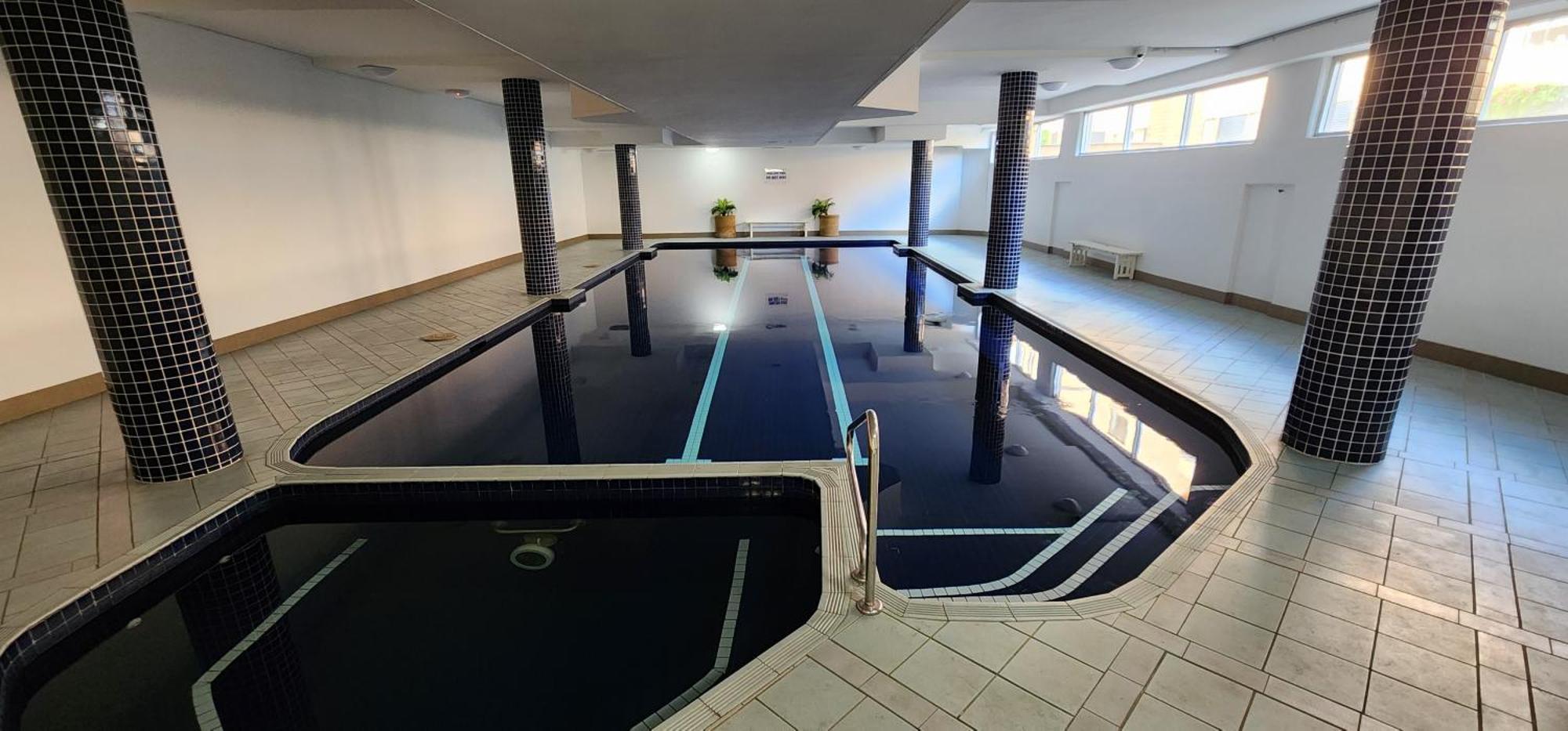 Impressive Centrally Located Penthouse Apartment *