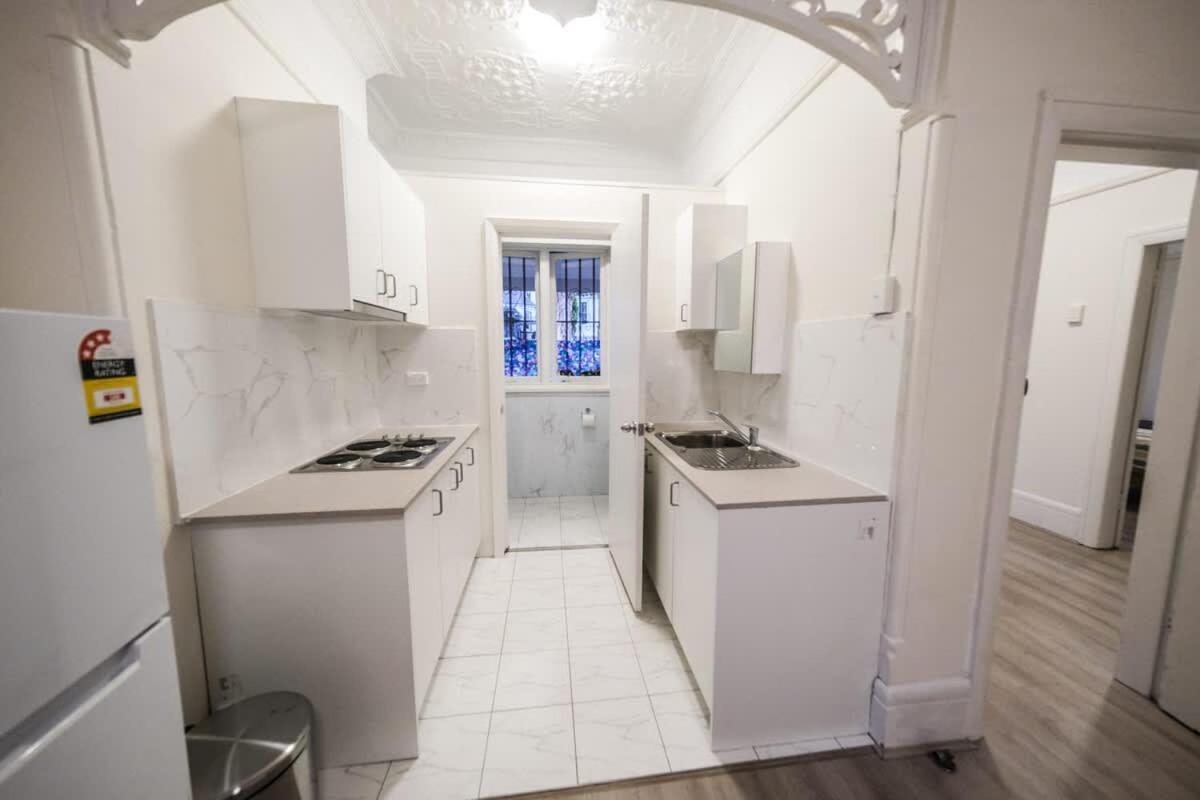 Burwood 5bed House 3 Mins Burwood Westfield * Sydney