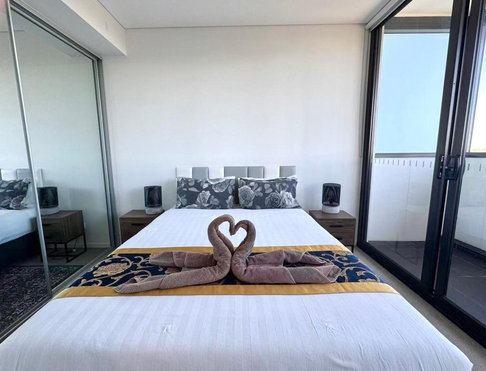 High Floor Skyline View 2br Close2olympic Park Apartment Sydney