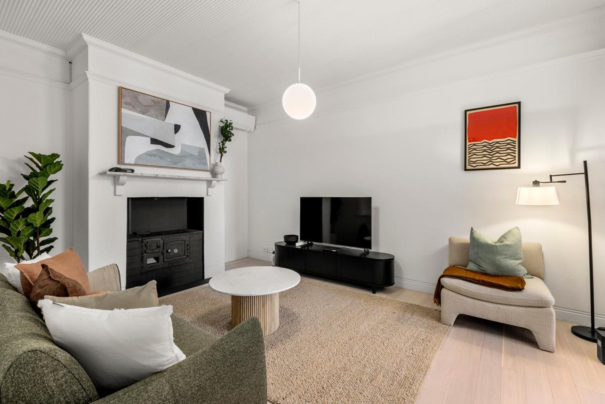 2-4 Trinity Avenue * Sydney