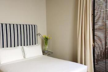 Hotel Dive Sydney