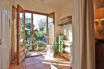 Bondi House Bed & Breakfast