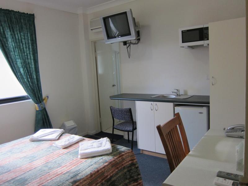 Linwood Motel
