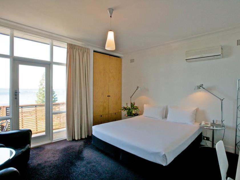 Dive 4* Sydney