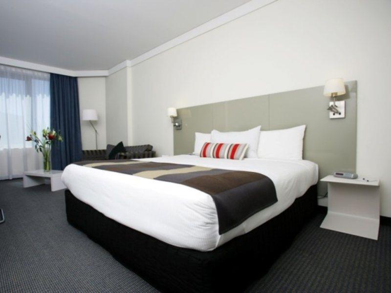 Carlton Crest Hotel