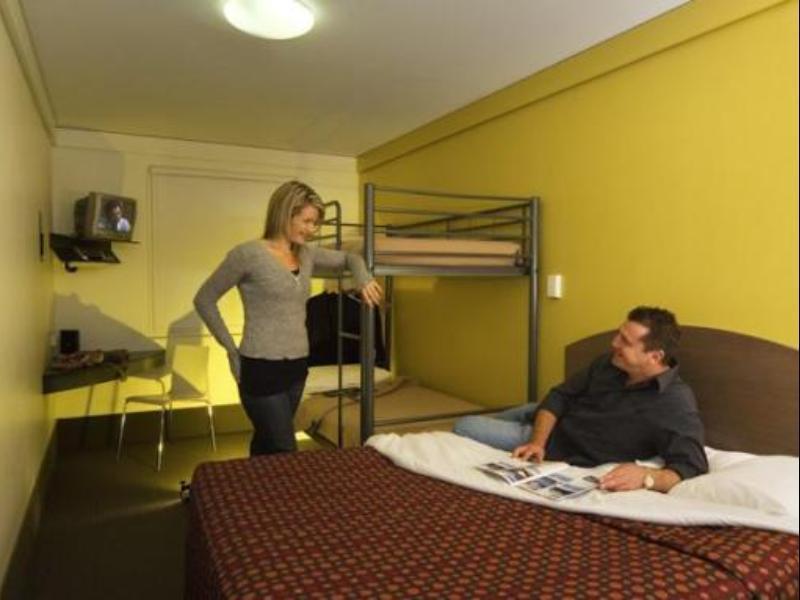 Ibis Budget Airport Hotel Sydney