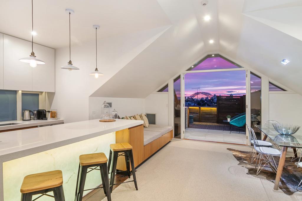 Cremorne Point Manor