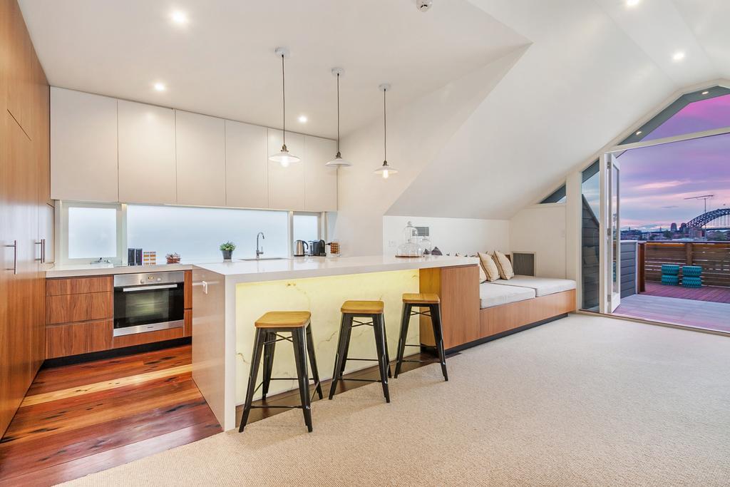 Cremorne Point Manor