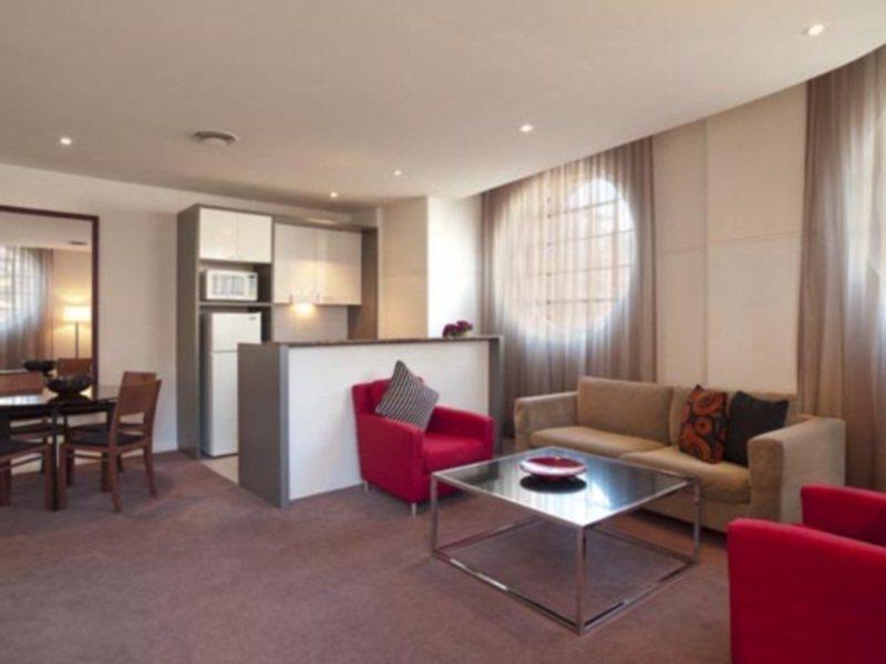 Aparthotel Adina 4*