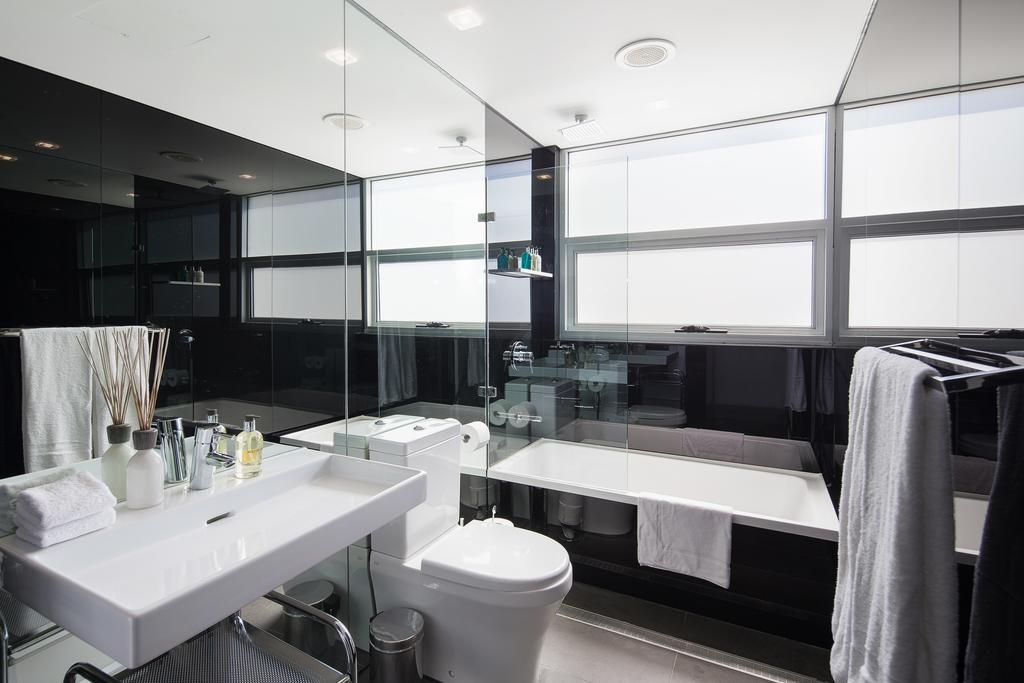 Aparthotel Bondi Beach Apartments 4*
