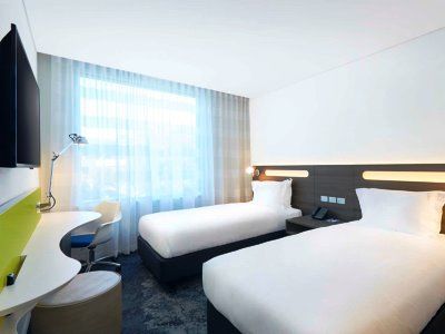 Hotel Express Macquarie Park By Ihg