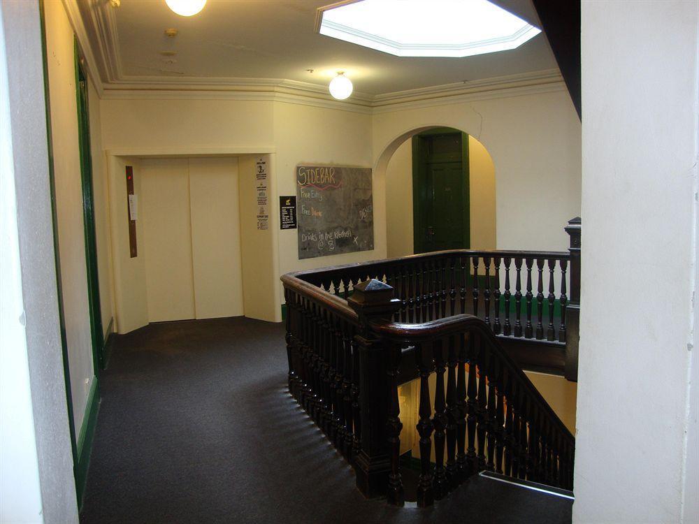 Hostel Elephant Backpacker *