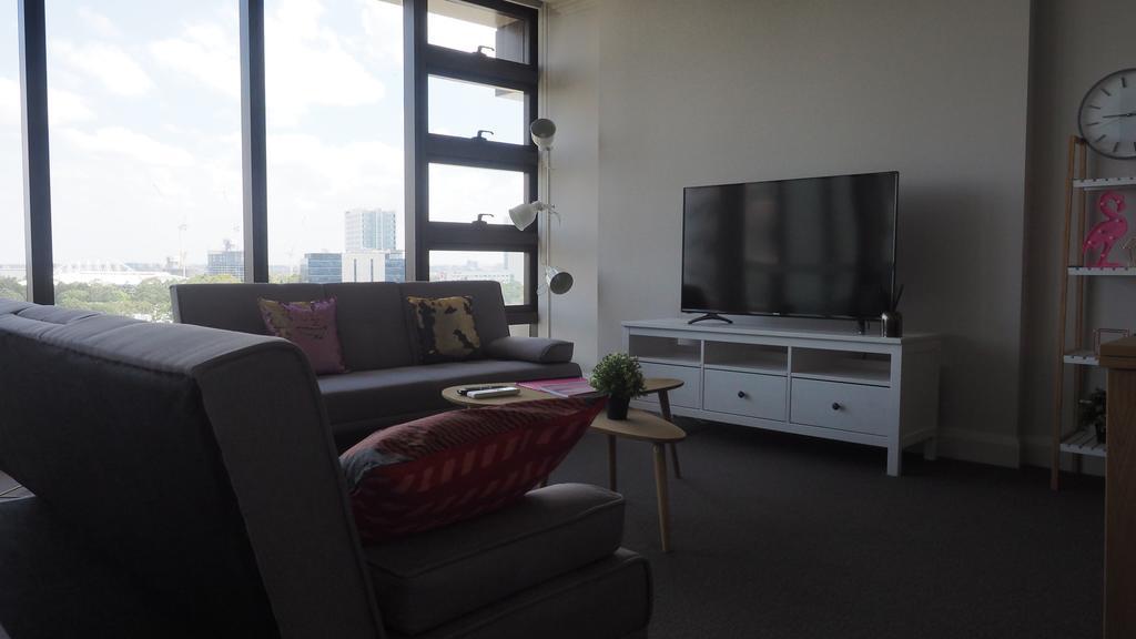 Skygarden Olympic Park View 2 Bedroom * Sydney